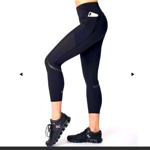 Sweaty Betty brand new cropped running pants